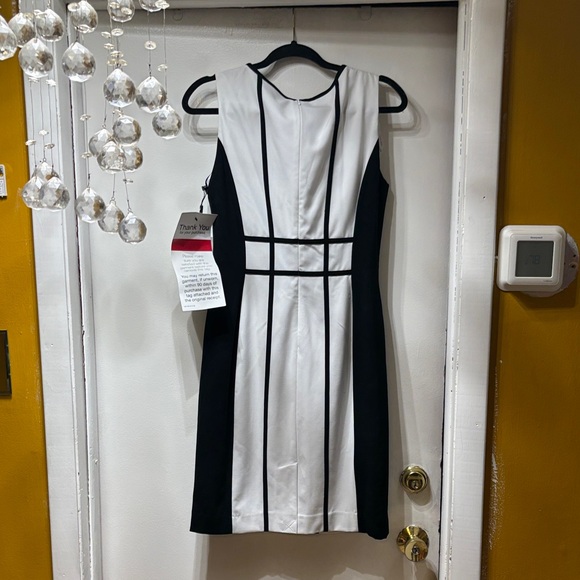 Calvin Klein Black and White Geometric Midi Dress - Picture 2 of 2